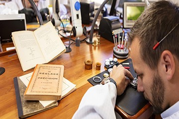 南昌劳力士手表走快了官方售后维修地址查询